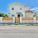 πράσινο σπιτάκι * Castória