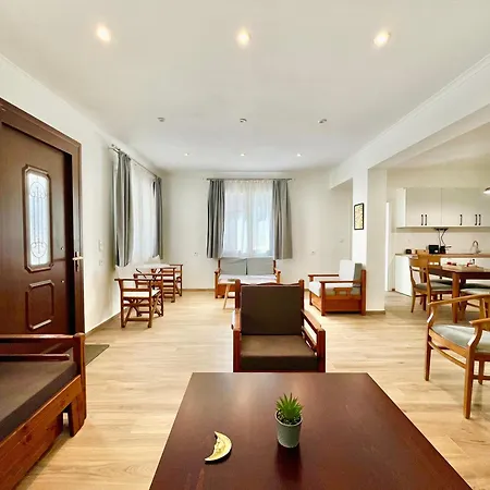 Πράσινο σπιτάκι 아파트 4*