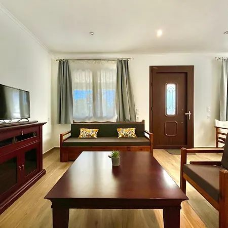 Πράσινο σπιτάκι 4*