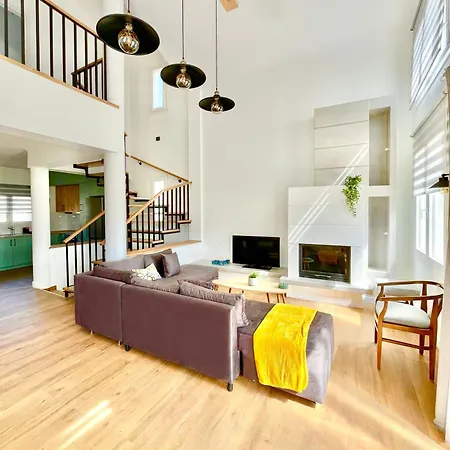 Πράσινο σπιτάκι 카스토리아