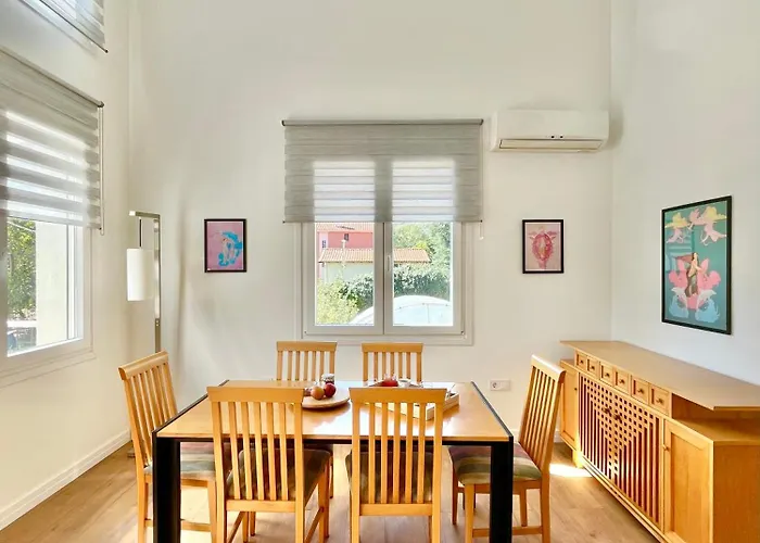 Πράσινο Σπιτάκι * カストリア